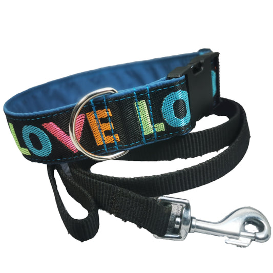 Hundehalsband Lederhalsband Paracord Zugstopp-Halsband Martingale Hundeleine Leine Lederleine Fettlederleine breites Halsband Klickverschluss Rollschnalle Ersatzbezug Flocke Hundebett Cosybed Hyggebed Donut Hundebett Flocke hundeschlafsack Hundedecke Hund Hunde Windhund luxus elegant exklusiv bequem handmade in Deutschland NRW Schriftzug LOVE