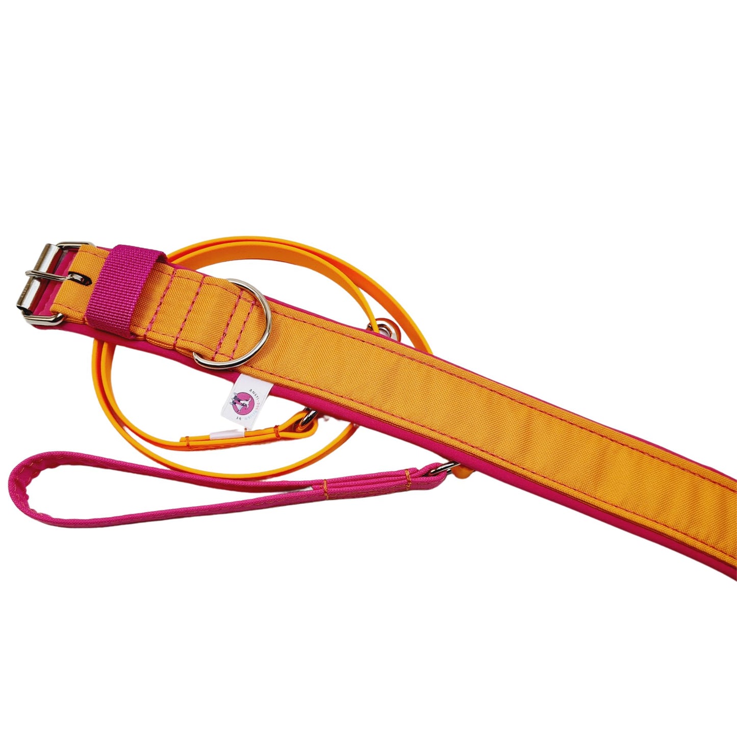 Hundehalsband Lederhalsband Paracord Zugstopp-Halsband Martingale Hundeleine Leine Lederleine Fettlederleine breites Halsband Klickverschluss Rollschnalle Ersatzbezug Flocke Hundebett Cosybed Hyggebed Donut Hundebett Flocke hundeschlafsack Hundedecke Hund Hunde Windhund luxus elegant exklusiv bequem handmade in Deutschland NRW gepolstert Softshell Brokat Dackel Dalmatiner Rhodesian Ridgeback Vizla Podenco Galgo Jagdhund Terrier Bulldogge OEB Frenchie Saluki Barsoi Labrador Cocker Spaniel Gurtband Outdoor