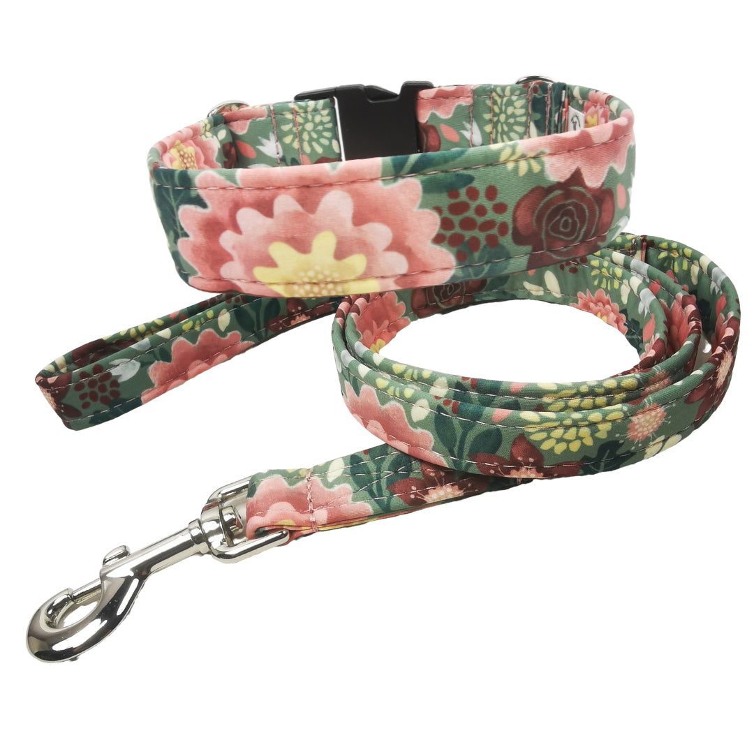 Hundehalsband Lederhalsband Paracord Zugstopp-Halsband Martingale Hundeleine Leine Lederleine Fettlederleine breites Halsband Klickverschluss Rollschnalle Ersatzbezug Flocke Hundebett Cosybed Hyggebed Donut Hundebett Flocke hundeschlafsack Hundedecke Hund Hunde Windhund luxus elegant exklusiv bequem handmade in Deutschland NRW gepolstert Softshell Brokat Dackel Dalmatiner Rhodesian Ridgeback Vizla Podenco Galgo Jagdhund Terrier Bulldogge OEB Frenchie Saluki Barsoi Labrador Cocker Spaniel Softshell