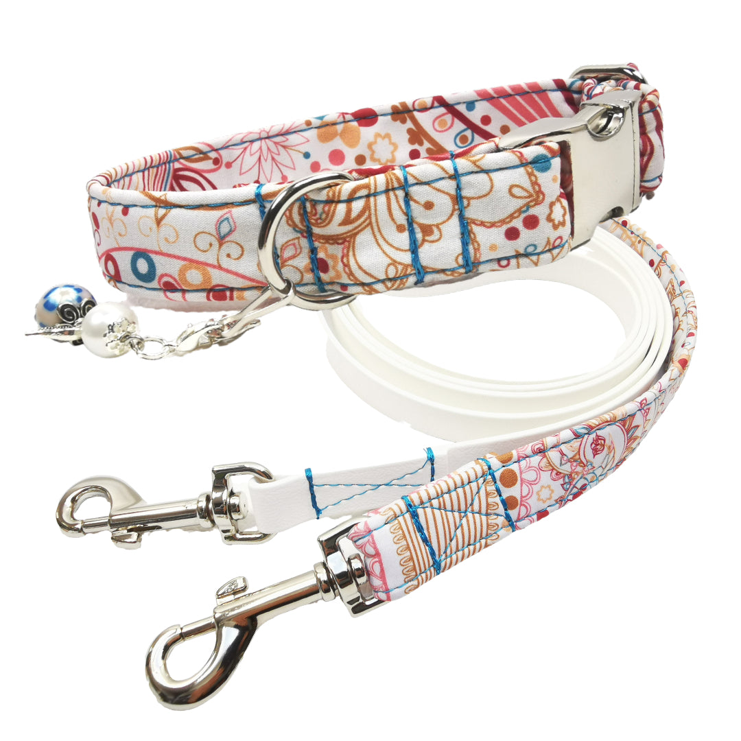 Hundehalsband Lederhalsband Paracord Zugstopp-Halsband Martingale Hundeleine Leine Lederleine Fettlederleine breites Halsband Klickverschluss Rollschnalle Ersatzbezug Flocke Hundebett Cosybed Hyggebed Donut Hundebett Flocke hundeschlafsack Hundedecke Hund Hunde Windhund luxus elegant exklusiv bequem handmade in Deutschland NRW gepolstert Softshell Brokat Dackel Dalmatiner Rhodesian Ridgeback Vizla Podenco Galgo Jagdhund Terrier Bulldogge OEB Frenchie Saluki Barsoi Labrador Cocker Spaniel Softshell biothane