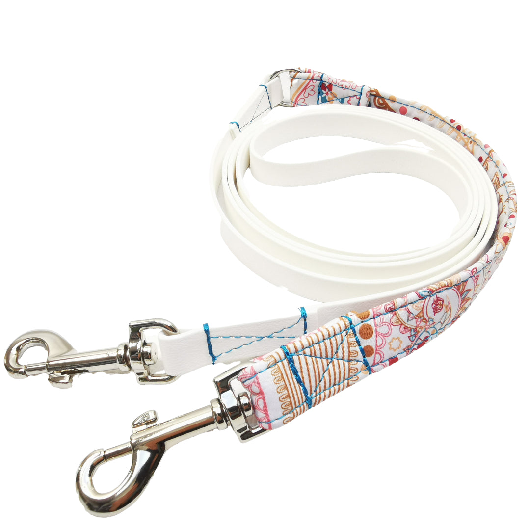 Hundehalsband Lederhalsband Paracord Zugstopp-Halsband Martingale Hundeleine Leine Lederleine Fettlederleine breites Halsband Klickverschluss Rollschnalle Ersatzbezug Flocke Hundebett Cosybed Hyggebed Donut Hundebett Flocke hundeschlafsack Hundedecke Hund Hunde Windhund luxus elegant exklusiv bequem handmade in Deutschland NRW gepolstert Softshell Brokat Dackel Dalmatiner Rhodesian Ridgeback Vizla Podenco Galgo Jagdhund Terrier Bulldogge OEB Frenchie Saluki Barsoi Labrador Cocker Spaniel Softshell biothane