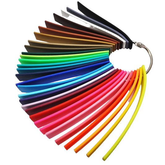 Hundehalsband Lederhalsband Paracord Zugstopp-Halsband Martingale Hundeleine Leine Lederleine Fettlederleine breites Halsband Klickverschluss Rollschnalle Ersatzbezug Flocke Hundebett Cosybed Hyggebed Donut Hundebett Flocke hundeschlafsack Hundedecke Hund Hunde Windhund luxus elegant exklusiv bequem handmade in Deutschland NRW gepolstert Softshell Brokat Dackel Dalmatiner Rhodesian Ridgeback Vizla Podenco Galgo Jagdhund Terrier Bulldogge OEB Frenchie Saluki Barsoi Labrador Cocker biothane schleppleine