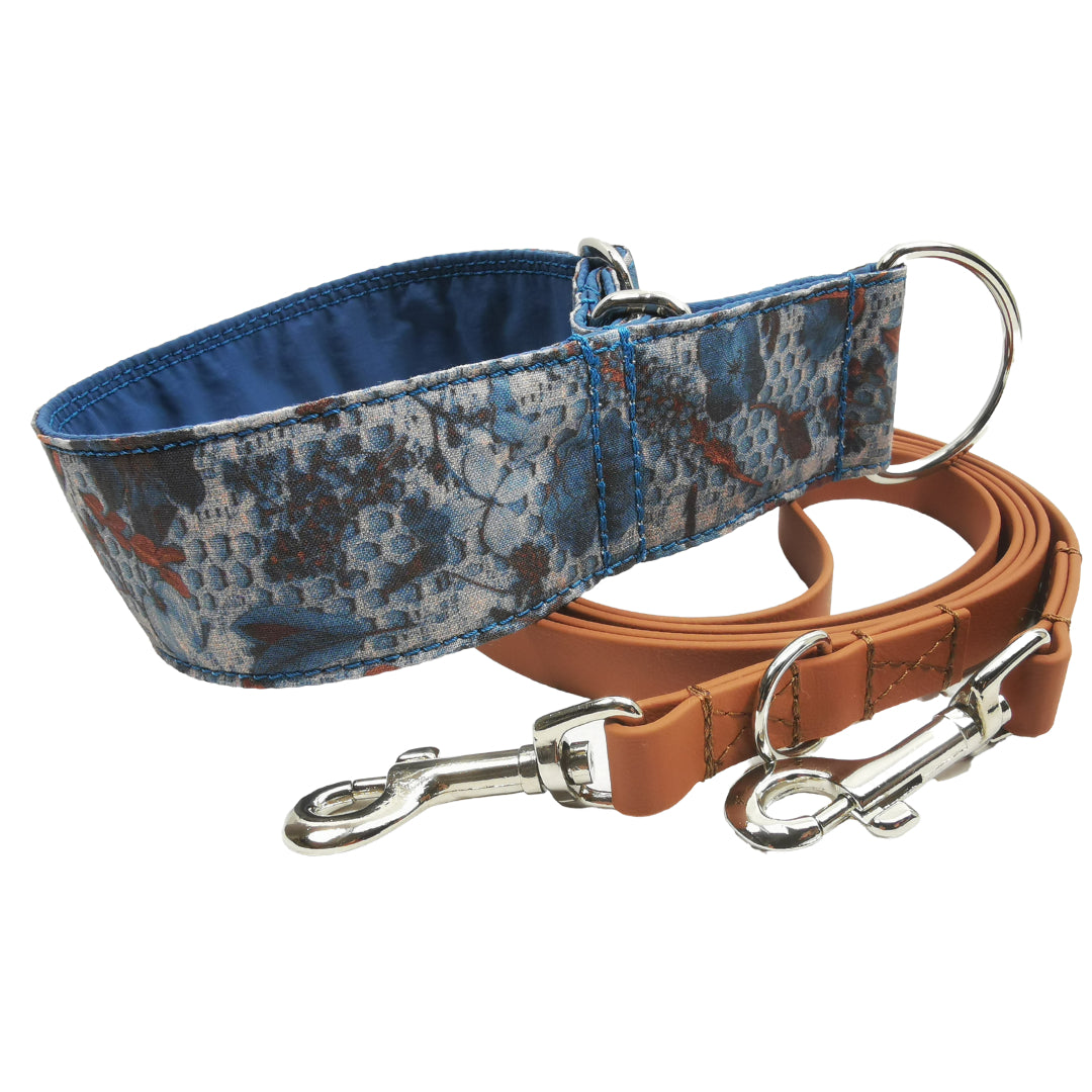 Hundehalsband Lederhalsband Paracord Zugstopp-Halsband Martingale Hundeleine Leine Lederleine Fettlederleine breites Halsband Klickverschluss Rollschnalle Ersatzbezug Flocke Hundebett Cosybed Hyggebed Donut Hundebett Flocke hundeschlafsack Hundedecke Hund Hunde Windhund luxus elegant exklusiv bequem handmade in Deutschland NRW gepolstert Softshell Brokat Dackel Dalmatiner Rhodesian Ridgeback Vizla Podenco Galgo Jagdhund Terrier Bulldogge OEB Frenchie Saluki Barsoi Labrador Cocker Spaniel Herbst
