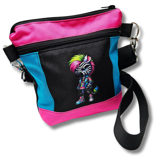 City-Bag Bauchtasche Hüfttasche Hip Bag Tasche bunt knallig Hund Hundespaziergang Gassitasche Leckerlibeuel Futterbeutel Gassitaschi Gassibag Hundetraining mitHundunterwegs Umhängetasche Tasche mit Schriftzug Aufdruck Bügelbild Reißverschluss Outdoorstoff waschbar 