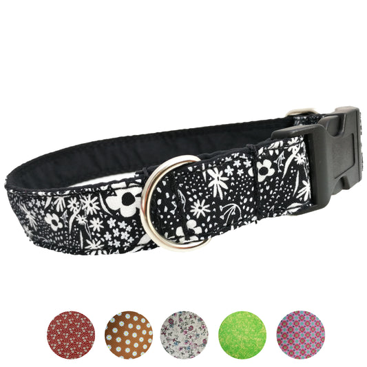Hundehalsband Lederhalsband Paracord Zugstopp-Halsband Martingale Hundeleine Leine Lederleine Fettlederleine breites Halsband Klickverschluss Rollschnalle Ersatzbezug Flocke Hundebett Cosybed Hyggebed Donut Hundebett Flocke hundeschlafsack Hundedecke Hund Hunde Windhund luxus elegant exklusiv bequem handmade in Deutschland NRW gepolstert Softshell Brokat Dackel Dalmatiner Rhodesian Ridgeback Vizla Podenco Galgo Jagdhund Terrier Bulldogge OEB Frenchie Saluki Barsoi Labrador Cocker Spaniel Blümchen