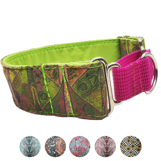 Hundehalsband Lederhalsband Paracord Zugstopp-Halsband Martingale Hundeleine Leine Lederleine Fettlederleine breites Halsband Klickverschluss Rollschnalle Ersatzbezug Flocke Hundebett Cosybed Hyggebed Donut Hundebett Flocke hundeschlafsack Hundedecke Hund Hunde Windhund luxus elegant exklusiv bequem handmade in Deutschland NRW gepolstert Softshell Brokat Dackel Dalmatiner Rhodesian Ridgeback Vizla Podenco Galgo Jagdhund Terrier Bulldogge OEB Frenchie Saluki Barsoi Labrador Cocker Spaniel Herbst
