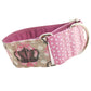 Hundehalsband Lederhalsband Paracord Zugstopp-Halsband Martingale Hundeleine Leine Lederleine Fettlederleine breites Halsband Klickverschluss Rollschnalle Ersatzbezug Flocke Hundebett Cosybed Hyggebed Donut Hundebett Flocke hundeschlafsack Hundedecke Hund Hunde Windhund luxus elegant exklusiv bequem handmade in Deutschland NRW gepolstert Softshell Brokat Dackel Dalmatiner Rhodesian Ridgeback Vizla Podenco Galgo Jagdhund Terrier Bulldogge OEB Frenchie Saluki Barsoi Labrador Cocker biothane hybrid
