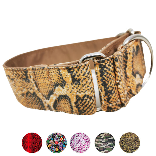 Hundehalsband Lederhalsband Paracord Zugstopp-Halsband Martingale Hundeleine Leine Lederleine Fettlederleine breites Halsband Klickverschluss Rollschnalle Ersatzbezug Flocke Hundebett Cosybed Hyggebed Donut Hundebett Flocke hundeschlafsack Hundedecke Hund Hunde Windhund luxus elegant exklusiv bequem handmade in Deutschland NRW gepolstert Softshell Brokat Dackel Dalmatiner Rhodesian Ridgeback Vizla Podenco Galgo Jagdhund Terrier Bulldogge OEB Frenchie Saluki Barsoi Labrador Cocker Spaniel Animalprint