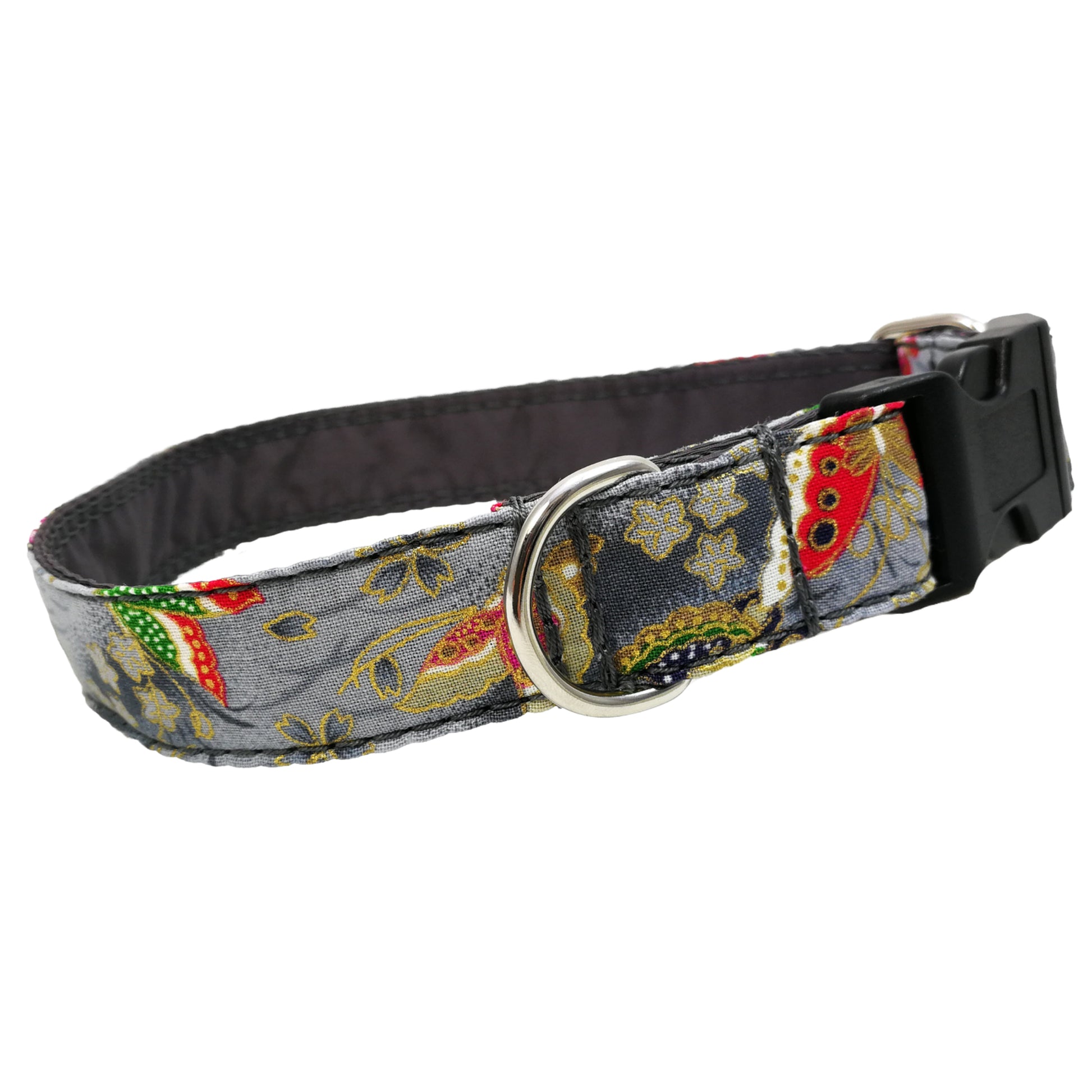 Hundehalsband Lederhalsband Paracord Zugstopp-Halsband Martingale Hundeleine Leine Lederleine Fettlederleine breites Halsband Klickverschluss Rollschnalle Ersatzbezug Flocke Hundebett Cosybed Hyggebed Donut Hundebett Flocke hundeschlafsack Hundedecke Hund Hunde Windhund luxus elegant exklusiv bequem handmade in Deutschland NRW gepolstert Softshell Brokat Dackel Dalmatiner Rhodesian Ridgeback Vizla Podenco Galgo Jagdhund Terrier Bulldogge OEB Frenchie Saluki Barsoi Labrador Cocker Spaniel schmetterling