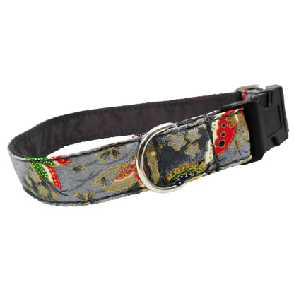 Hundehalsband Lederhalsband Paracord Zugstopp-Halsband Martingale Hundeleine Leine Lederleine Fettlederleine breites Halsband Klickverschluss Rollschnalle Ersatzbezug Flocke Hundebett Cosybed Hyggebed Donut Hundebett Flocke hundeschlafsack Hundedecke Hund Hunde Windhund luxus elegant exklusiv bequem handmade in Deutschland NRW gepolstert Softshell Brokat Dackel Dalmatiner Rhodesian Ridgeback Vizla Podenco Galgo Jagdhund Terrier Bulldogge OEB Frenchie Saluki Barsoi Labrador Cocker Spaniel schmetterling