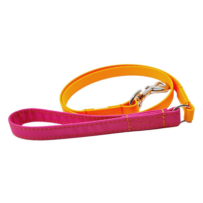 Hundehalsband Lederhalsband Paracord Zugstopp-Halsband Martingale Hundeleine Leine Lederleine Fettlederleine breites Halsband Klickverschluss Rollschnalle Ersatzbezug Flocke Hundebett Cosybed Hyggebed Donut Hundebett Flocke hundeschlafsack Hundedecke Hund Hunde Windhund luxus elegant exklusiv bequem handmade in Deutschland NRW gepolstert Softshell Brokat Dackel Dalmatiner Rhodesian Ridgeback Vizla Podenco Galgo Jagdhund Terrier Bulldogge OEB Frenchie Saluki Barsoi Labrador Cocker Spaniel Gurtband Outdoor