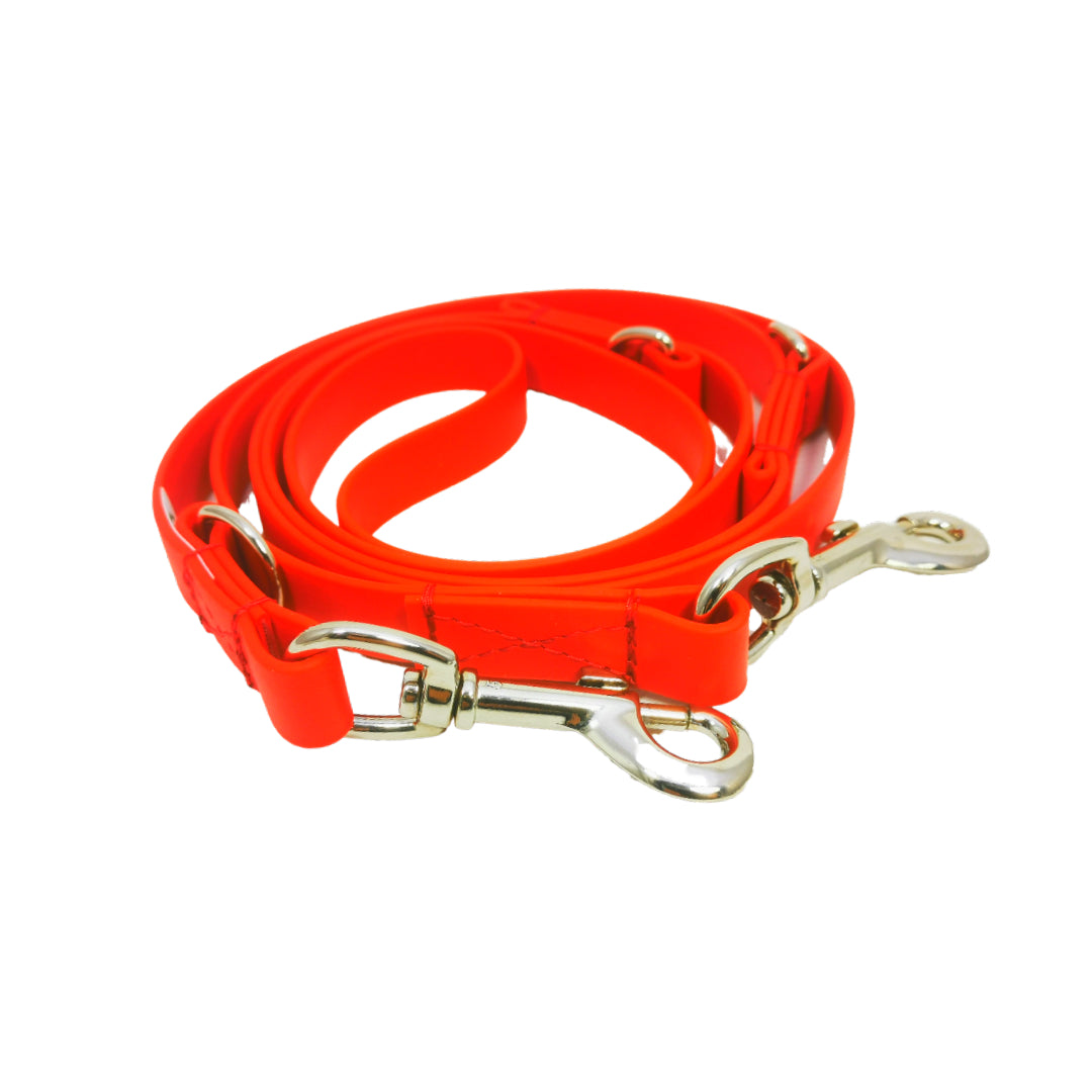 Hundehalsband Lederhalsband Paracord Zugstopp-Halsband Martingale Hundeleine Leine Lederleine Fettlederleine breites Halsband Klickverschluss Rollschnalle Ersatzbezug Flocke Hundebett Cosybed Hyggebed Donut Hundebett Flocke hundeschlafsack Hundedecke Hund Hunde Windhund luxus elegant exklusiv bequem handmade in Deutschland NRW gepolstert Softshell Brokat Dackel Dalmatiner Rhodesian Ridgeback Vizla Podenco Galgo Jagdhund Terrier Bulldogge OEB Frenchie Saluki Barsoi Labrador Cocker biothane schleppleine