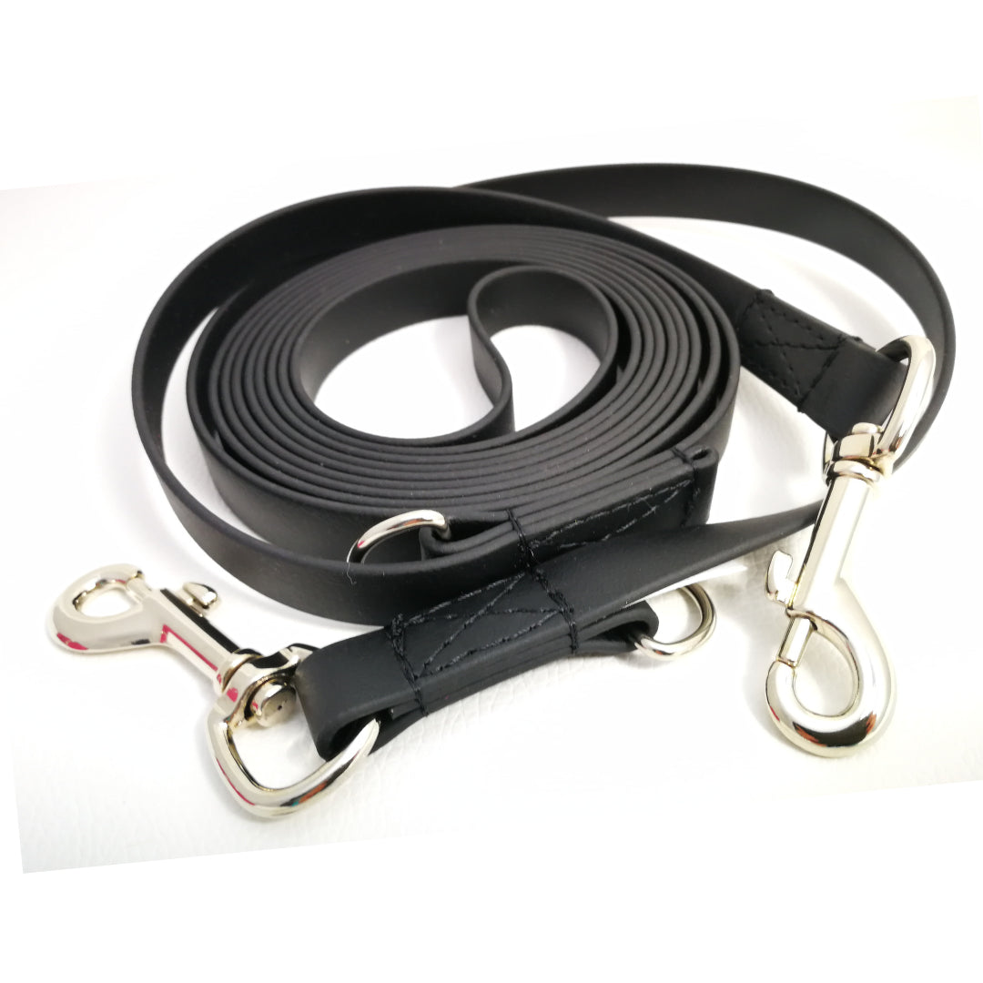 Hundehalsband Lederhalsband Paracord Zugstopp-Halsband Martingale Hundeleine Leine Lederleine Fettlederleine breites Halsband Klickverschluss Rollschnalle Ersatzbezug Flocke Hundebett Cosybed Hyggebed Donut Hundebett Flocke hundeschlafsack Hundedecke Hund Hunde Windhund luxus elegant exklusiv bequem handmade in Deutschland NRW gepolstert Softshell Brokat Dackel Dalmatiner Rhodesian Ridgeback Vizla Podenco Galgo Jagdhund Terrier Bulldogge OEB Frenchie Saluki Barsoi Labrador Cocker biothane schleppleine