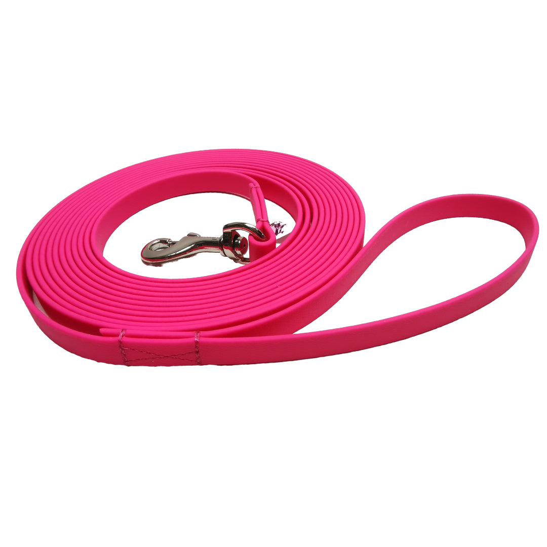 Hundehalsband Lederhalsband Paracord Zugstopp-Halsband Martingale Hundeleine Leine Lederleine Fettlederleine breites Halsband Klickverschluss Rollschnalle Ersatzbezug Flocke Hundebett Cosybed Hyggebed Donut Hundebett Flocke hundeschlafsack Hundedecke Hund Hunde Windhund luxus elegant exklusiv bequem handmade in Deutschland NRW gepolstert Softshell Brokat Dackel Dalmatiner Rhodesian Ridgeback Vizla Podenco Galgo Jagdhund Terrier Bulldogge OEB Frenchie Saluki Barsoi Labrador Cocker biothane schleppleine