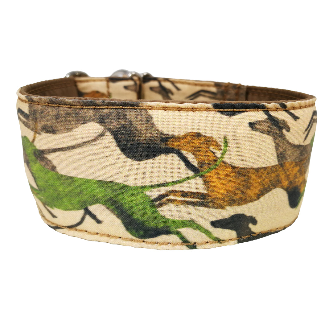 Hundehalsband Lederhalsband Paracord Zugstopp-Halsband Martingale Hundeleine Leine Lederleine Fettlederleine breites Halsband Klickverschluss Rollschnalle Ersatzbezug Flocke Hundebett Cosybed Hyggebed Donut Hundebett Flocke hundeschlafsack Hundedecke Hund Hunde Windhund luxus elegant exklusiv bequem handmade in Deutschland NRW gepolstert Softshell Brokat Dackel Dalmatiner Rhodesian Ridgeback Vizla Podenco Galgo Jagdhund Terrier Bulldogge OEB Frenchie Saluki Barsoi Labrador Cocker biothane windhundhalsband