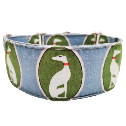 Hundehalsband Lederhalsband Paracord Zugstopp-Halsband Martingale Hundeleine Leine Lederleine Fettlederleine breites Halsband Klickverschluss Rollschnalle Ersatzbezug Flocke Hundebett Cosybed Hyggebed Donut Hundebett Flocke hundeschlafsack Hundedecke Hund Hunde Windhund luxus elegant exklusiv bequem handmade in Deutschland NRW gepolstert Softshell Brokat Dackel Dalmatiner Rhodesian Ridgeback Vizla Podenco Galgo Jagdhund Terrier Bulldogge OEB Frenchie Saluki Barsoi Labrador Cocker biothane windhundhalsband